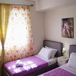 Petros Garden ηouse Apartamento *