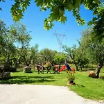 Apartamento Petros Garden ηouse *
