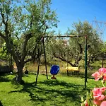 Petros Garden ηouse *
