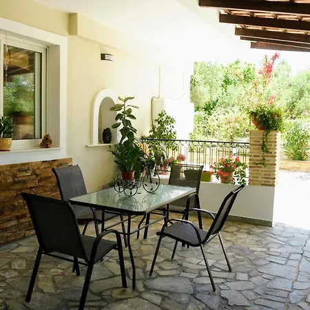 Petros Garden ηouse * Gaitani