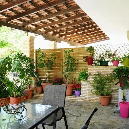 Petros Garden ηouse Apartment