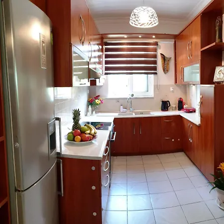 Apartment Petros Garden ηouse *